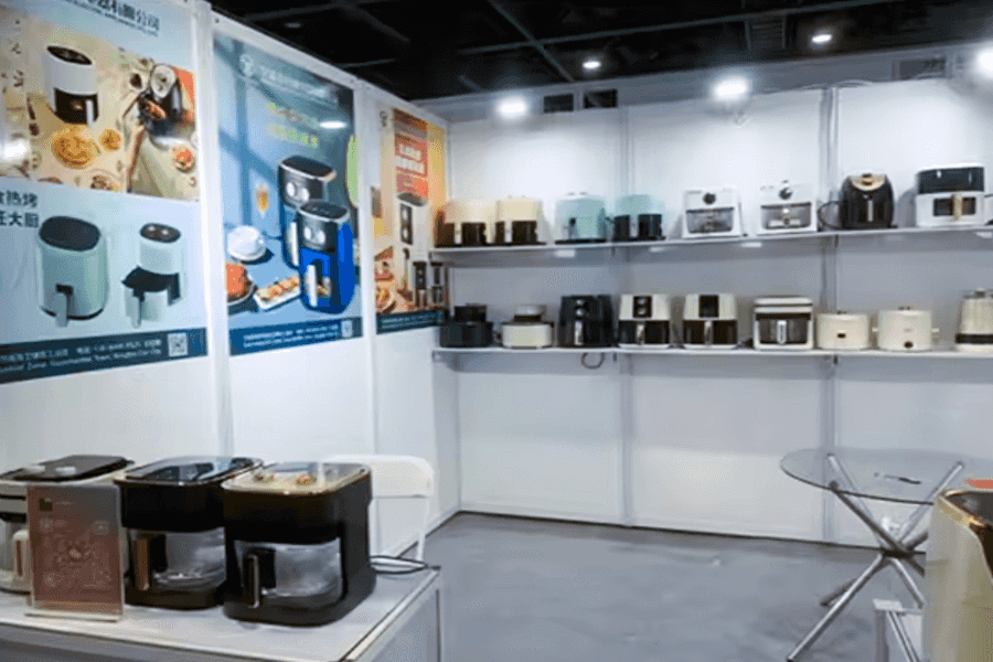 Expoziții